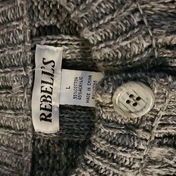 Rebel Long Thick Sweater Size Large - Picture 3 of 5